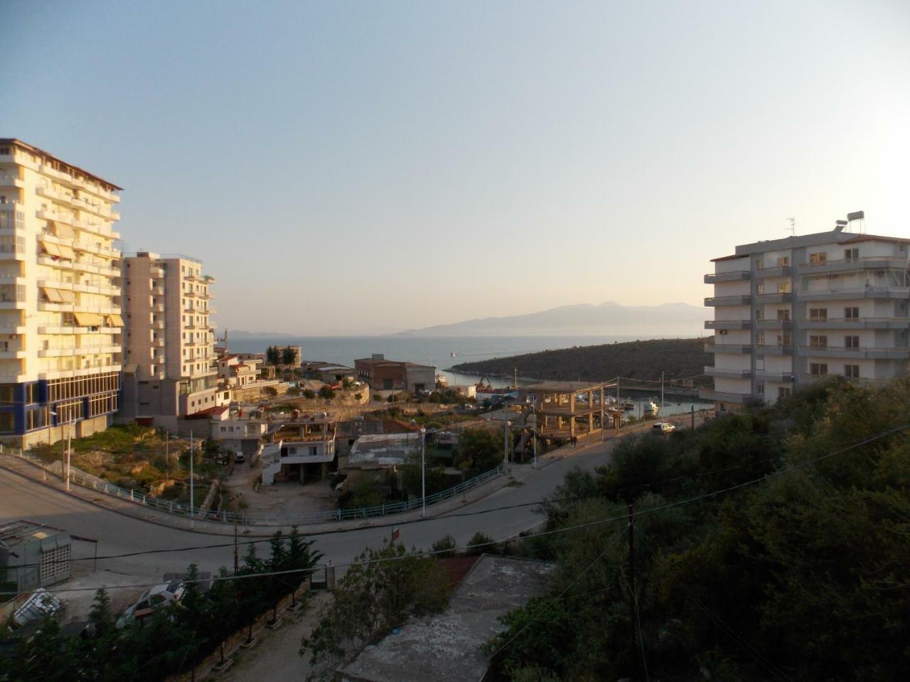 Apartment Dejvi Sarande Bagian luar foto
