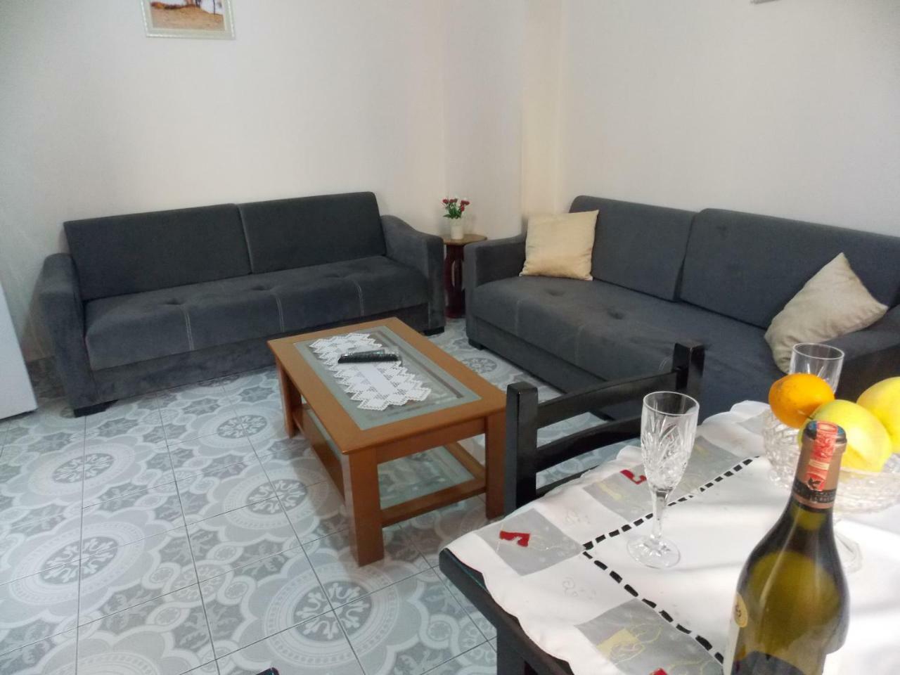 Apartment Dejvi Sarande Bagian luar foto
