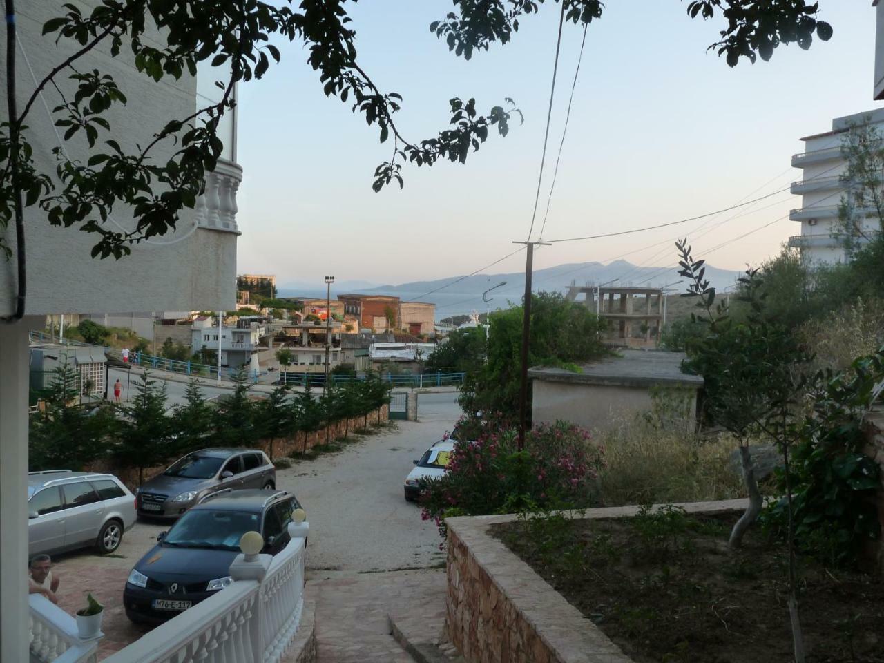Apartment Dejvi Sarande Bagian luar foto